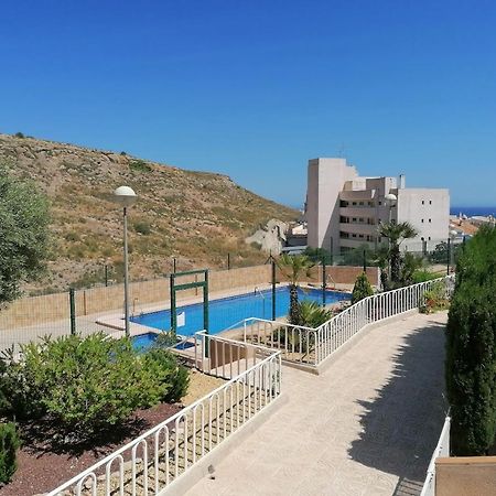 Magnificent 3 Bedroom House Close To The Beach With Community Swimming Pool 圣波拉 外观 照片