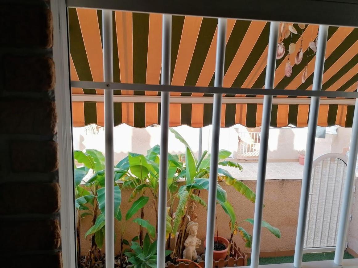 Magnificent 3 Bedroom House Close To The Beach With Community Swimming Pool 圣波拉 外观 照片